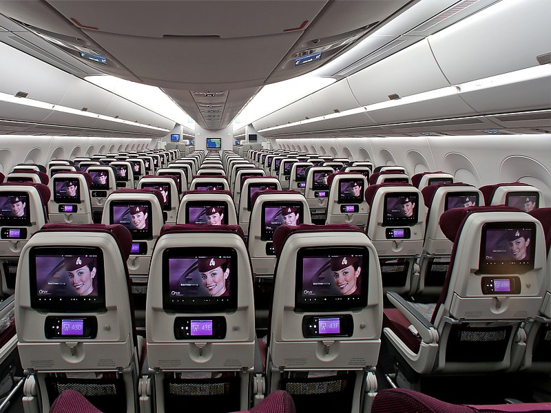 qatar a350 business economy cabin Qatar Airways A350