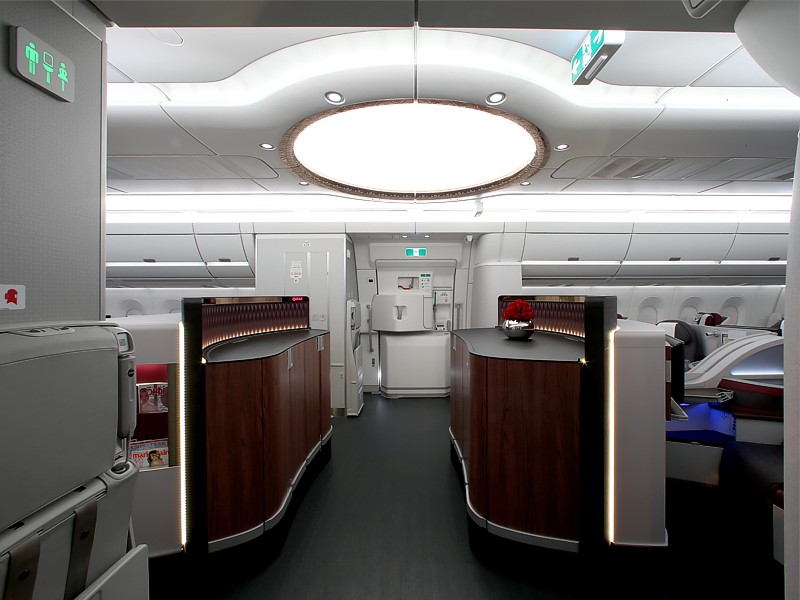 qatar a350 business economy cabin Qatar Airways inflight