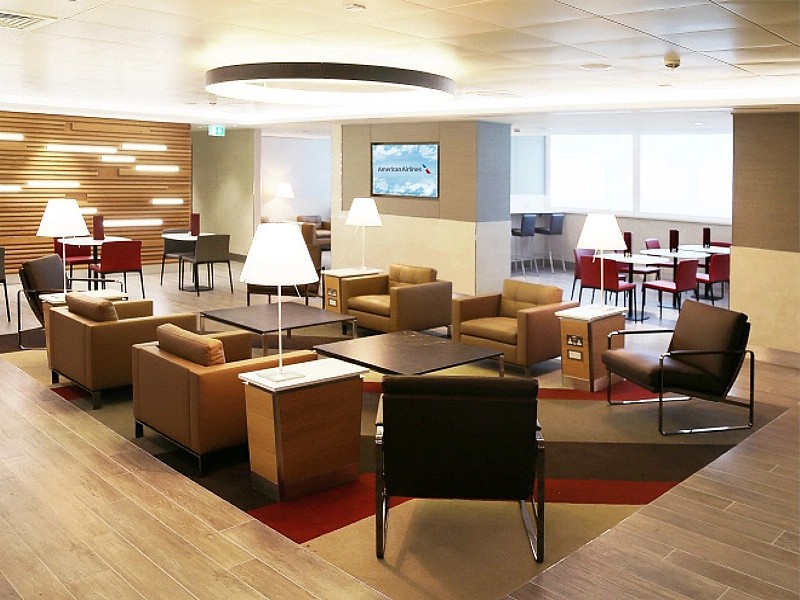 american airlines arrivals lounge heathrow 2