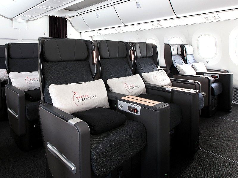 qantas 787 seat cabin 6