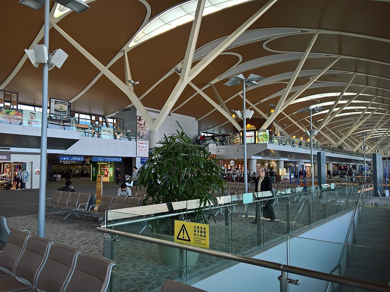 tripreport cathaydragon shanghai hongkong Shanghai Airport(c)