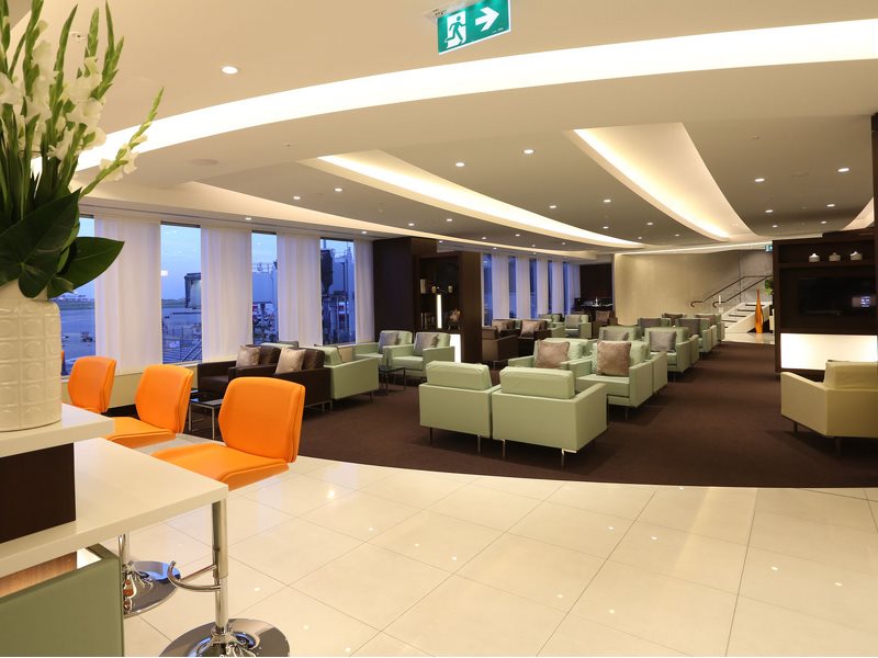 etihad lounge sydney opens 1