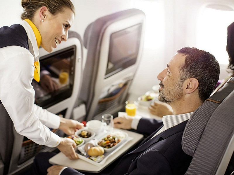 lufthansa premium economy 2