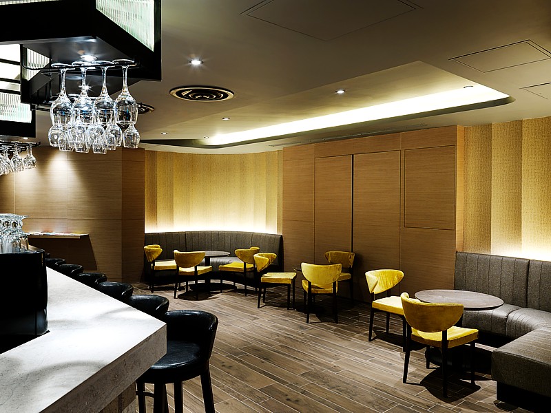 heathrow terminal4 plaza lounge 3