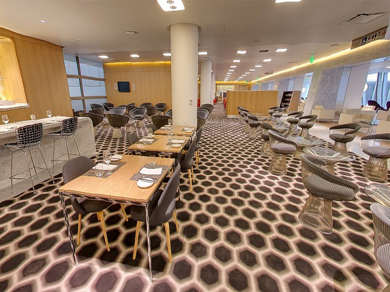 qantas LAX first lounge 10