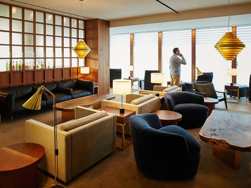 cathay pacific heathrow lounge 4