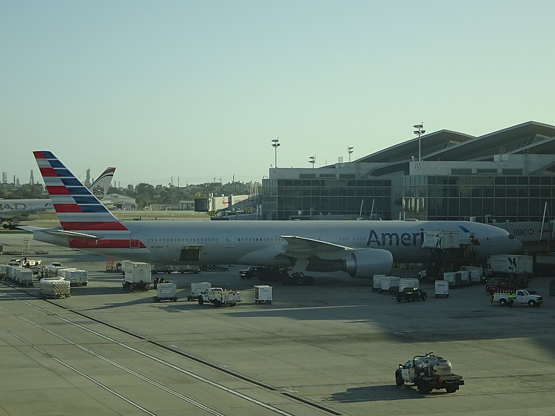 tripreport americanairlines LAX SYD economy American Airlines Boeing