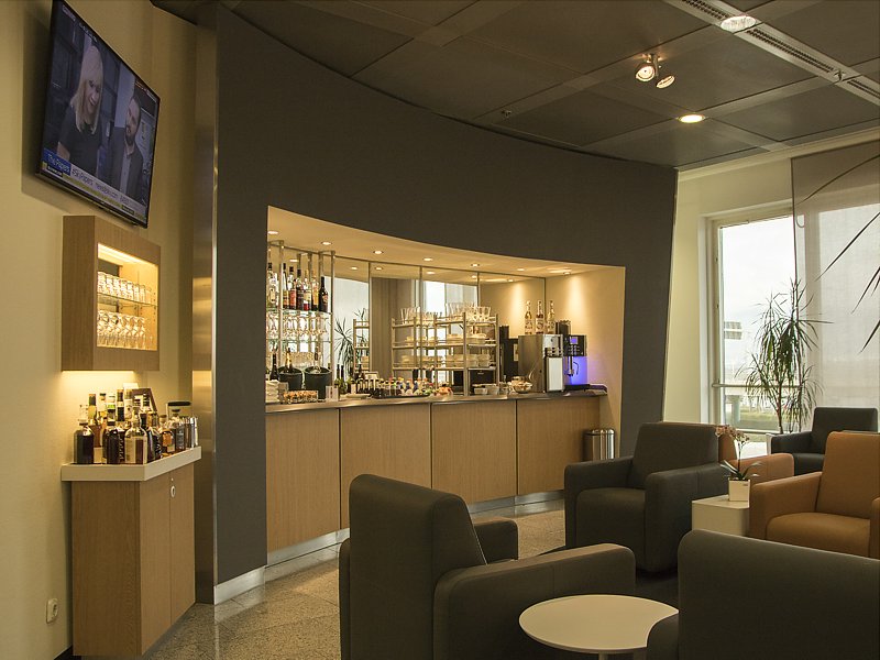 lufthansa athens lounge 1