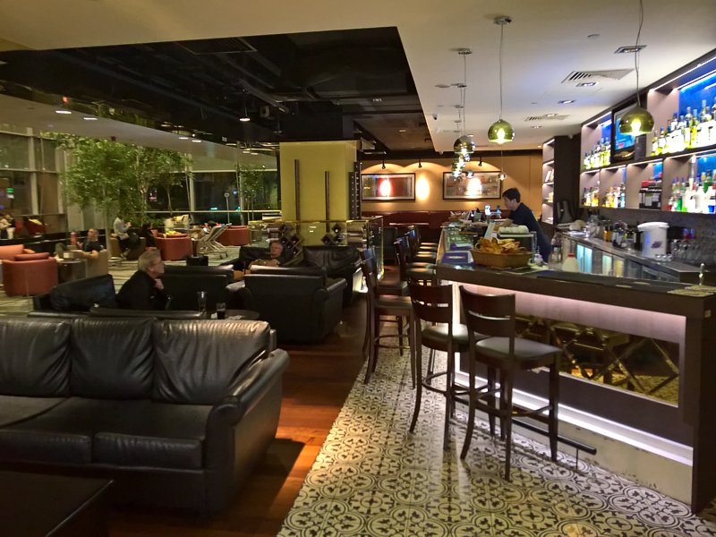 singapore airport bars drinking Singapore Airport Harrys