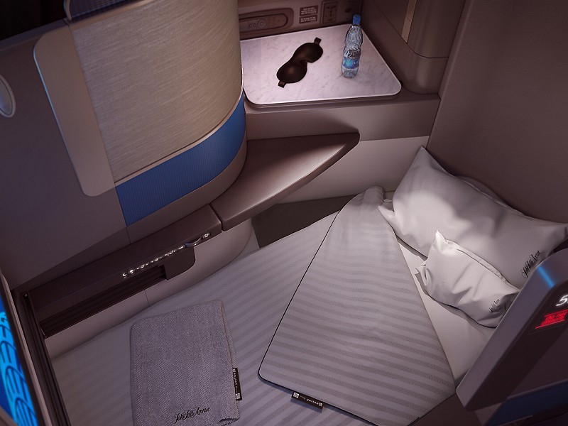 united business class polaris 2