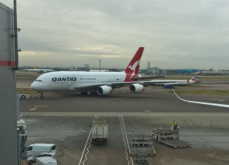 qantas london perth direct Qantas A380 at
