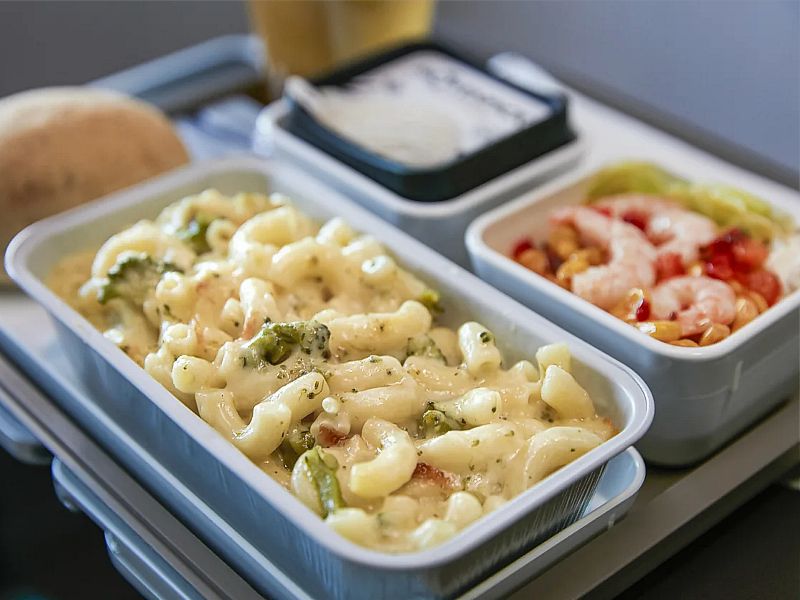 cathay pacific economy meals 3