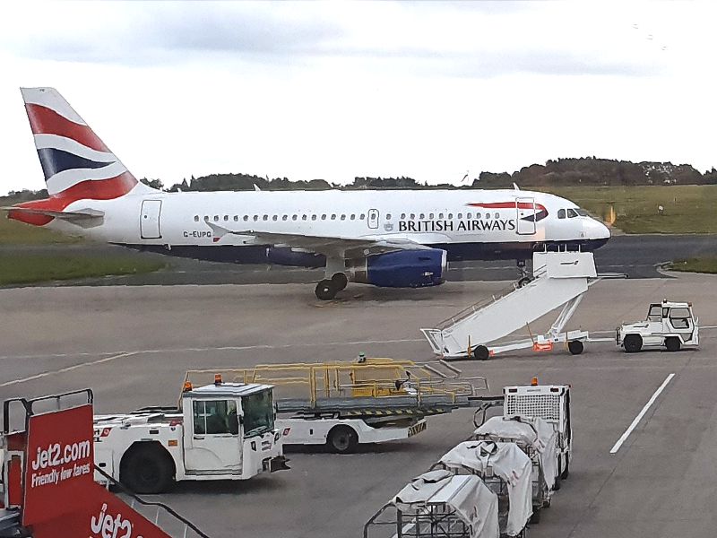 trip report british airways business leeds bradford BA A319 at