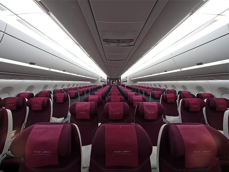 qatar a350 business economy cabin Qatar Airways A350