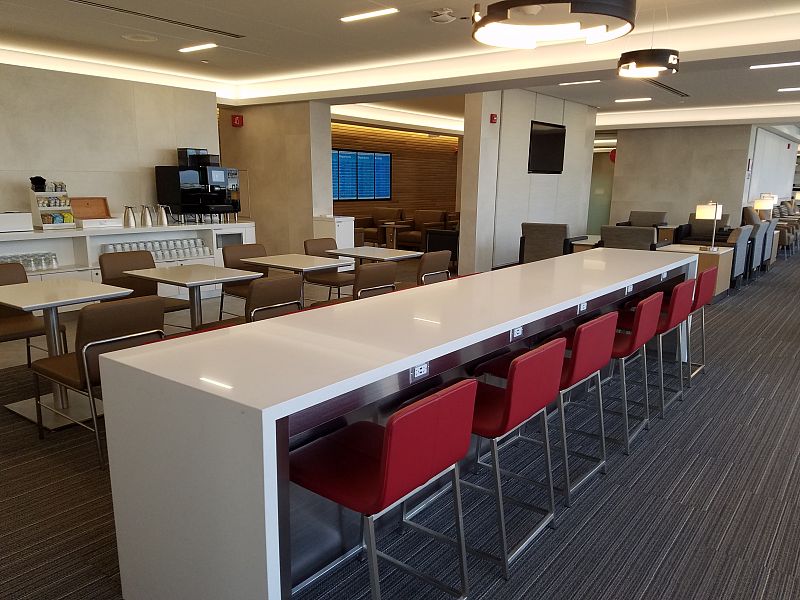 american airlines flagship lounge chciago