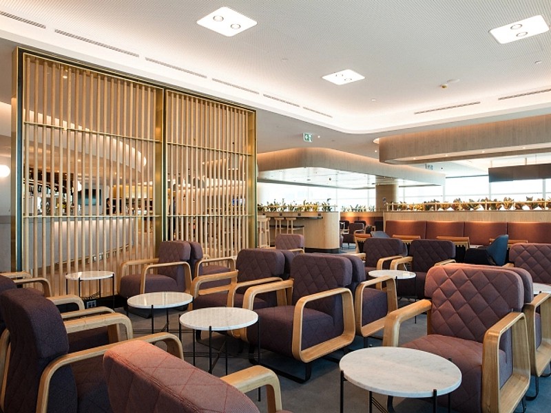 qantas brisbane business lounge 2