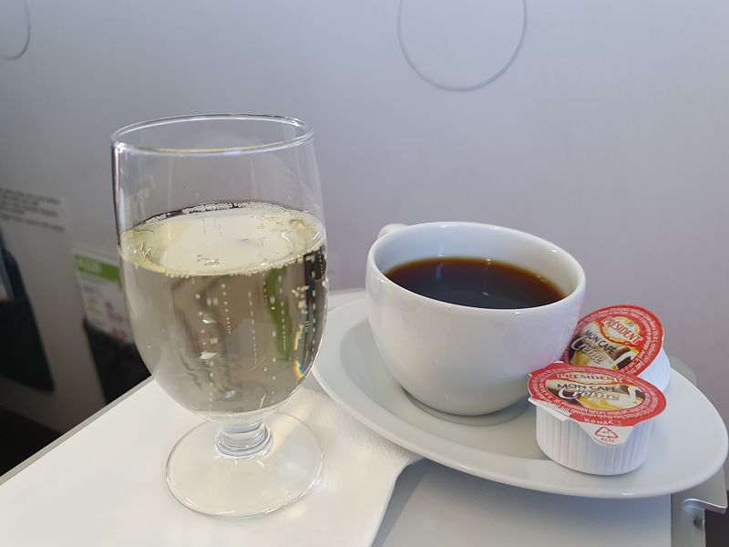 Tap Air Portugal Champagne And Coffee Businessclass Lisbon