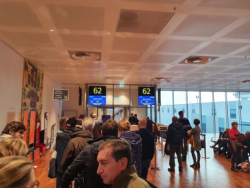 Venice Airport British Airways Boarding London Business Class