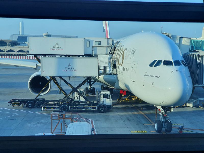 Trip Report Dubai to London Emirates Business Class A380 Lux