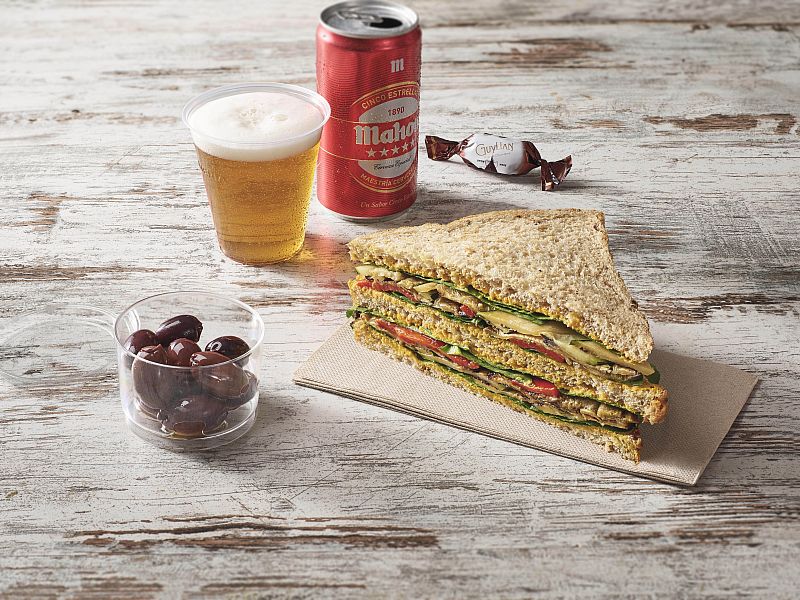 Iberia reveals new prebooked food | Lux-Traveller