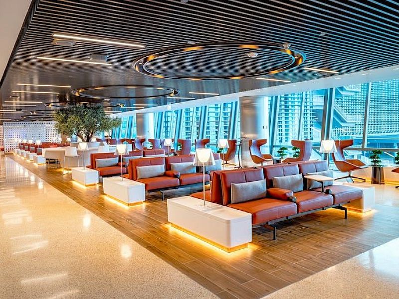 qatar frequent flyer doha lounges