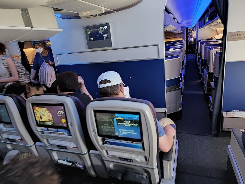 Trip Report United Business Class San Francisco To Honolulu 777 Lux Traveller