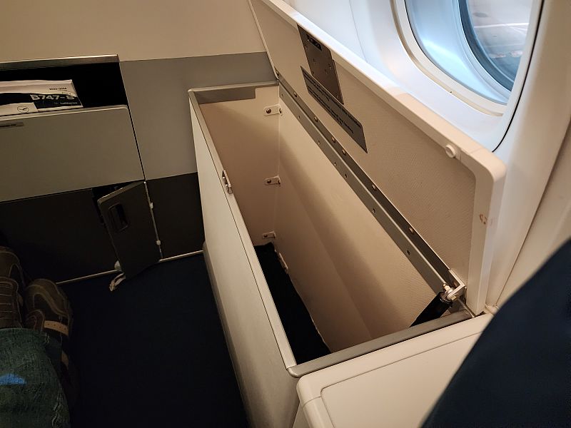 lufthansa business class 747 singapore